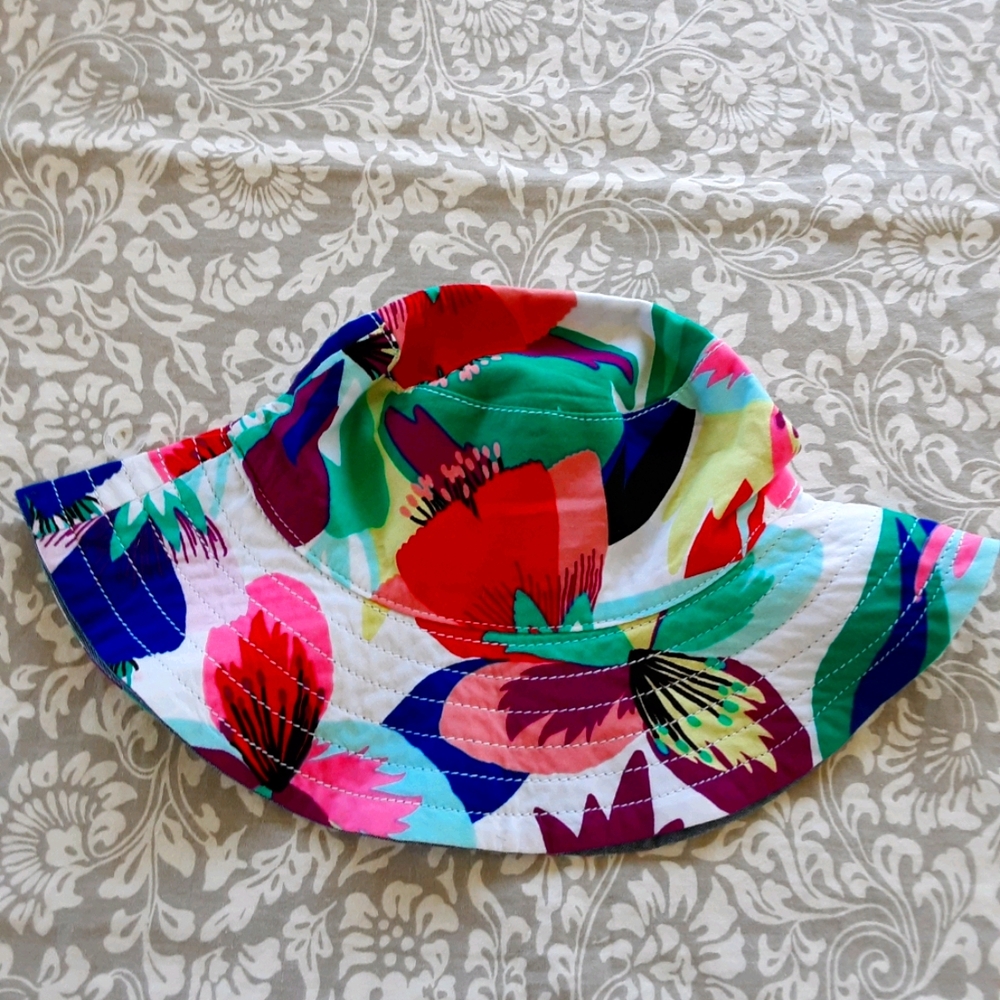 Crazy 8 Floral Bucket Hat NWOT